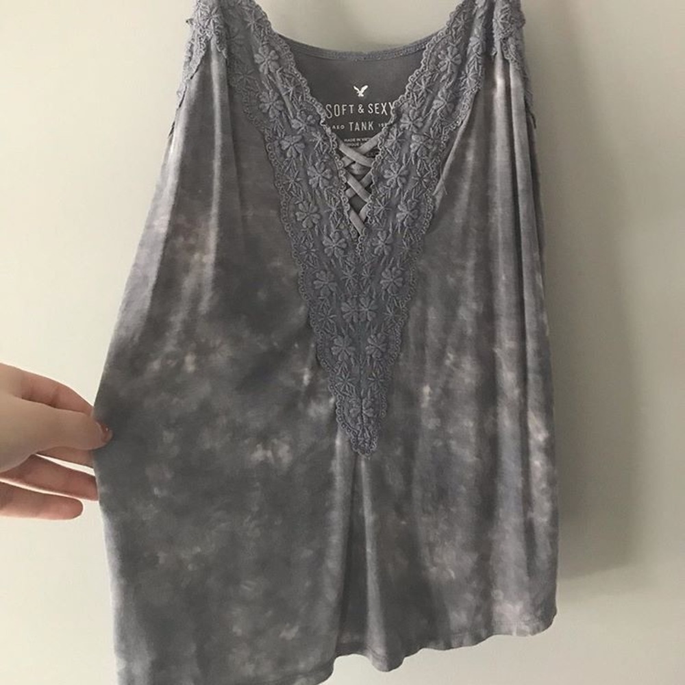 Grey tank top